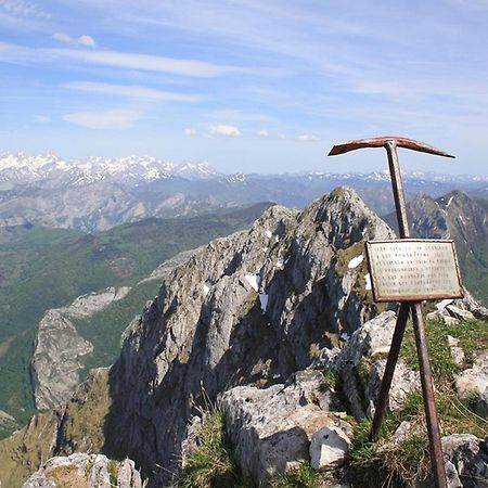 Hotel Rural Llerau Ponga Εξωτερικό φωτογραφία
